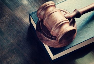 advokat tvister konfliktløsning småsag mediator retssag byretten voldgift